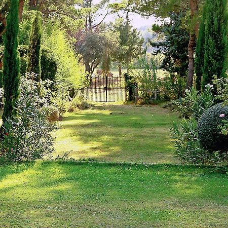 Le Domaine De Saint Veran Orgon ภายนอก รูปภาพ