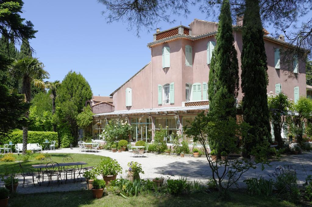Le Domaine De Saint Veran Orgon ภายนอก รูปภาพ
