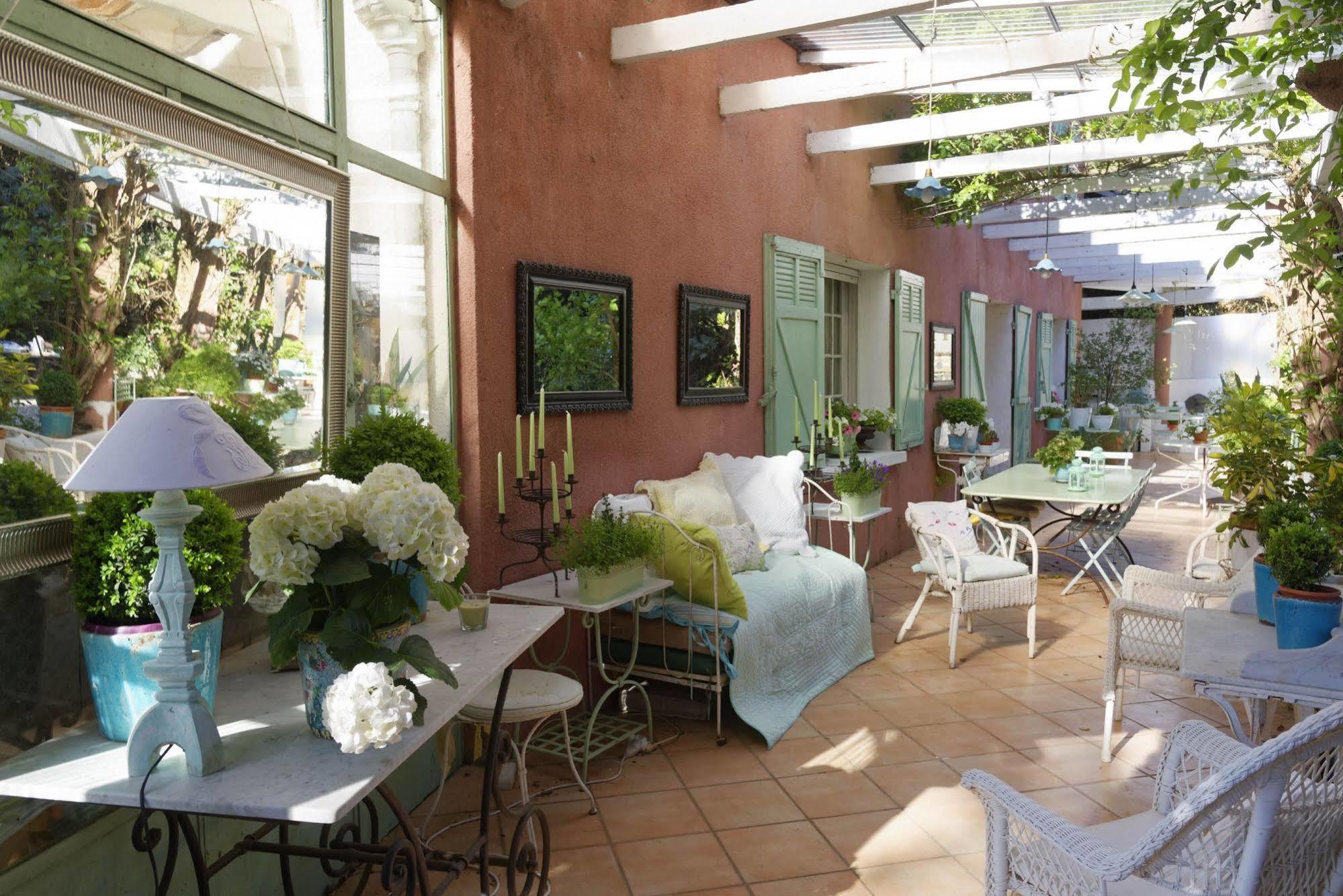 Le Domaine De Saint Veran Orgon ภายนอก รูปภาพ